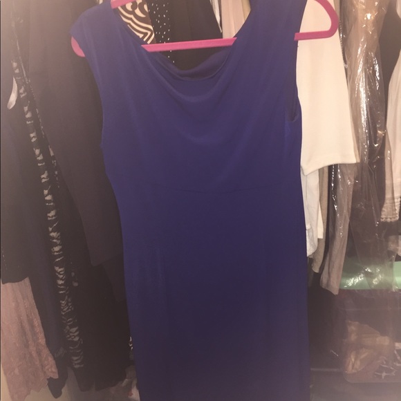 Dresses - Picture 8 of 8